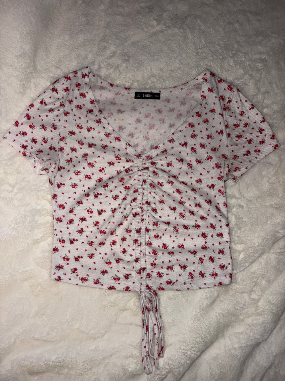SHEIN White Red Floral Ruched Tie-Front Crop Top